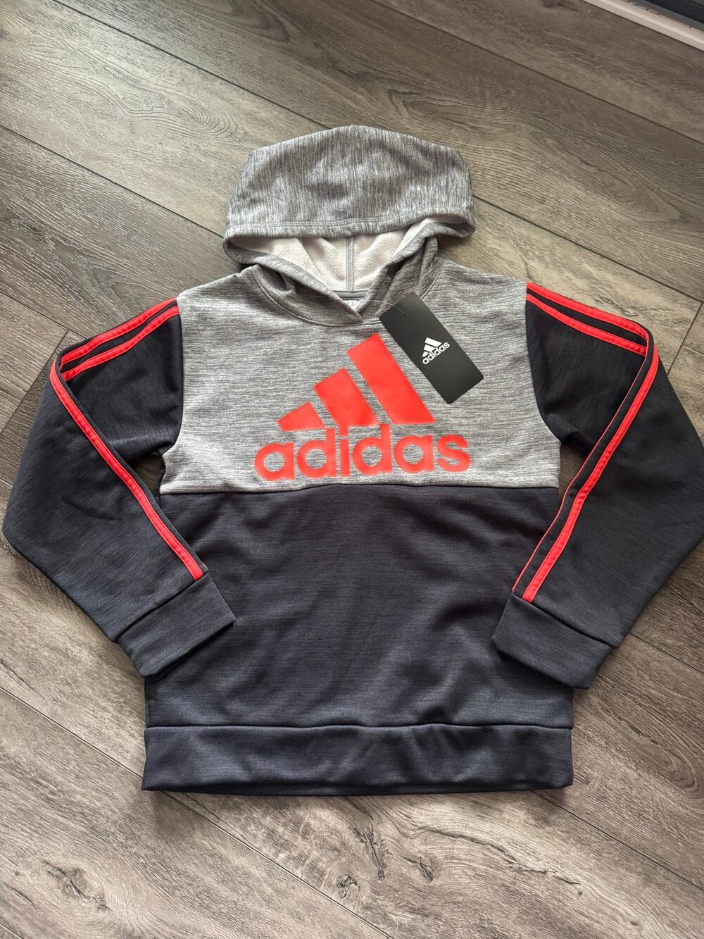 NWT adidas Youth Colorblock Pullover Hoodie Gray Black Red Logo Size M (10/12)